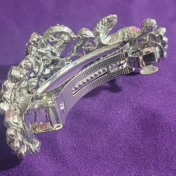 Beautiful Rhinestone Crystal Silver-Tone Hair Clip NWOT - Picture 3 of 3